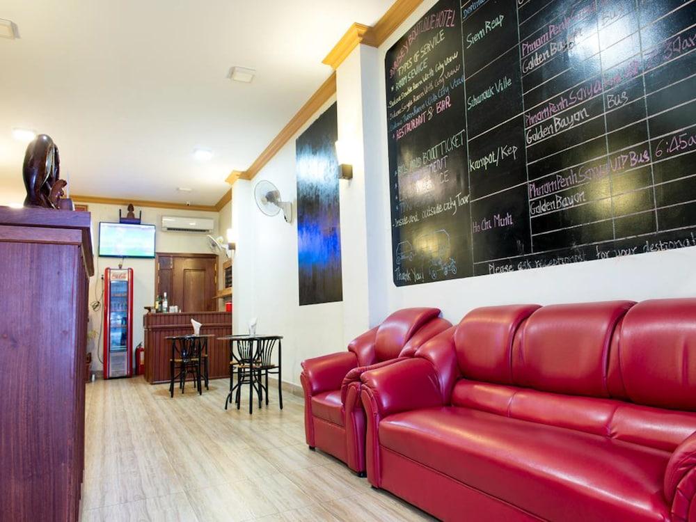 Dynsey Boutique Hotel Пном Пен Екстериор снимка