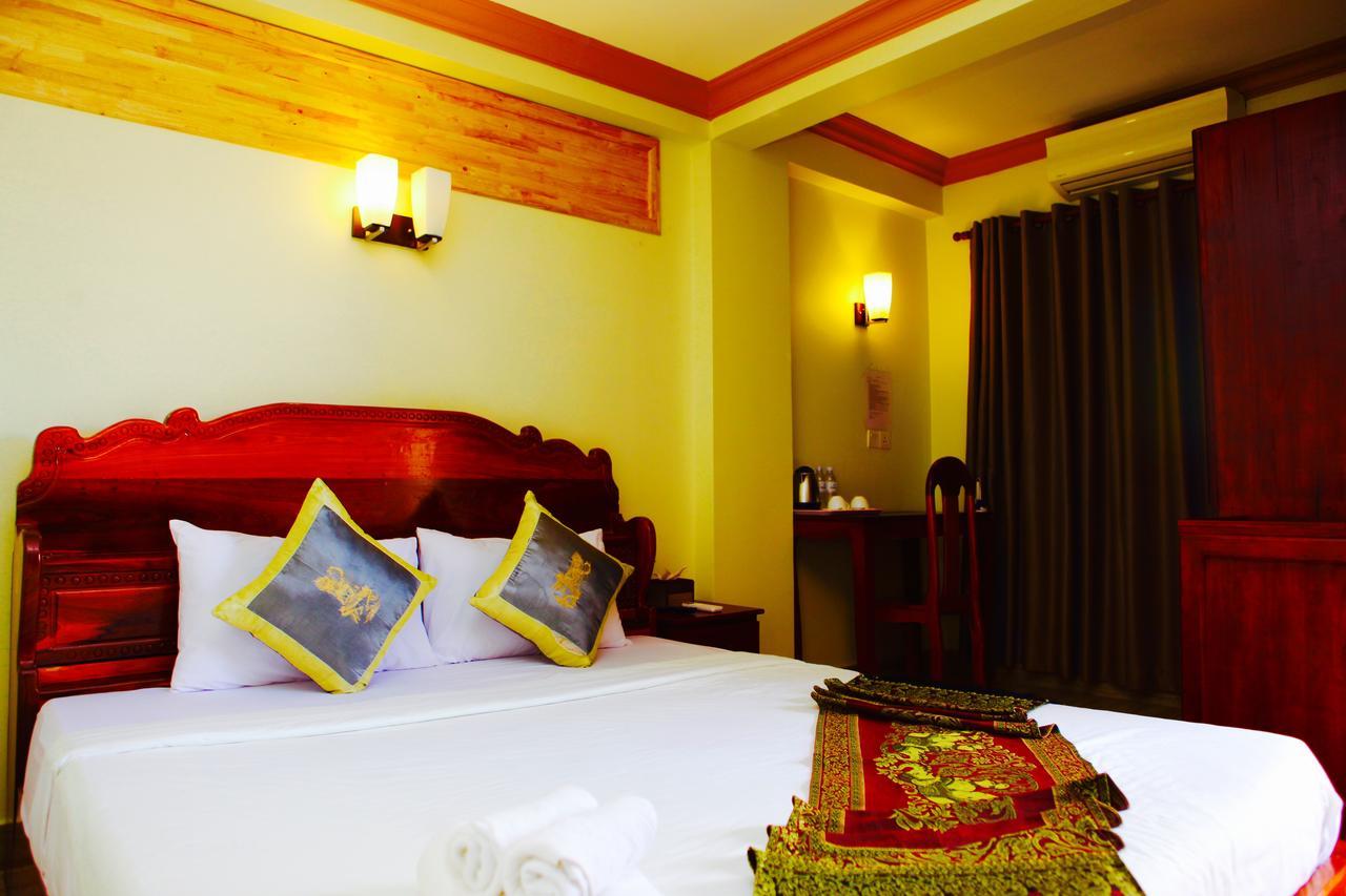 Dynsey Boutique Hotel Пном Пен Екстериор снимка