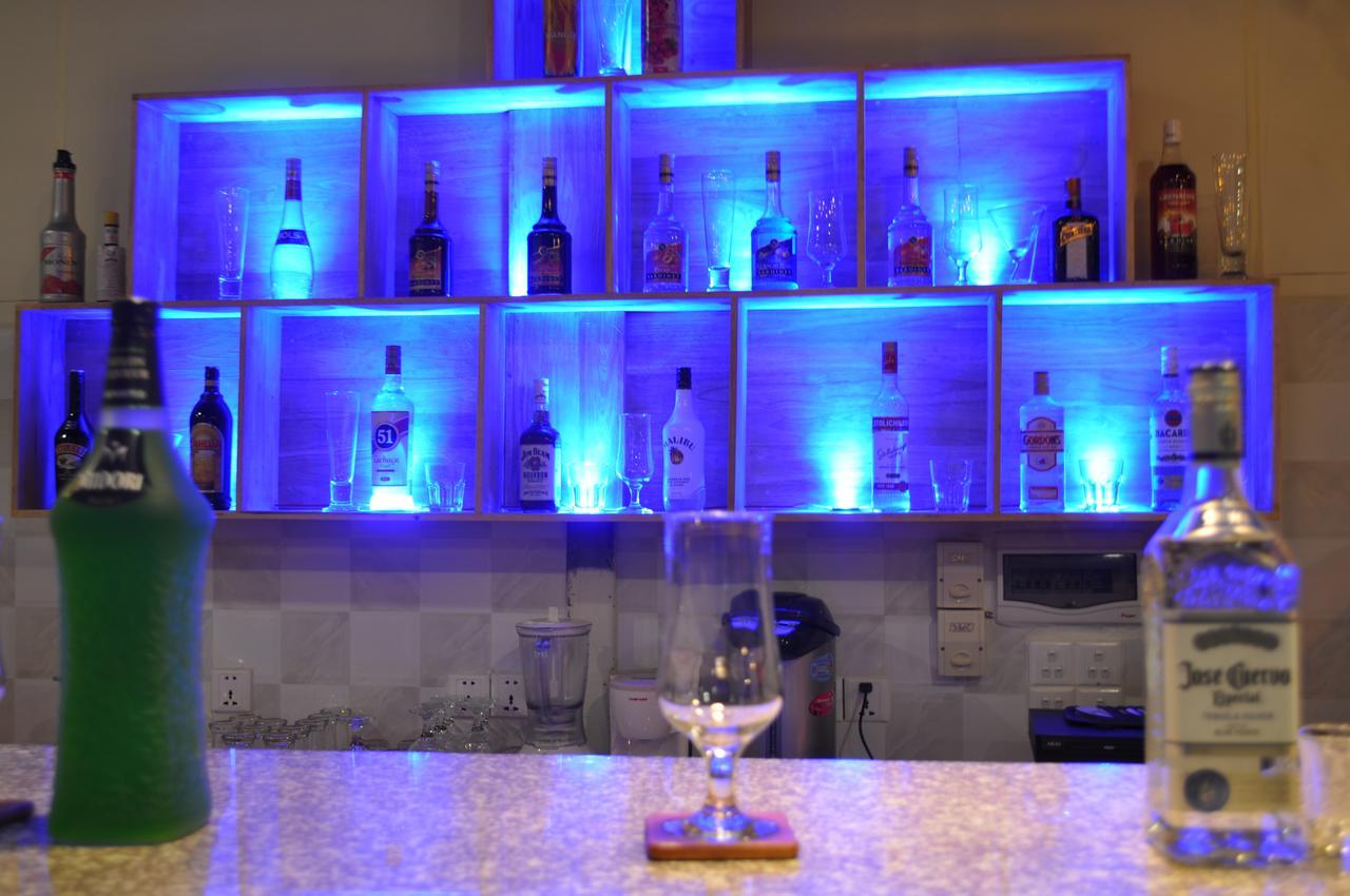 Dynsey Boutique Hotel Пном Пен Екстериор снимка